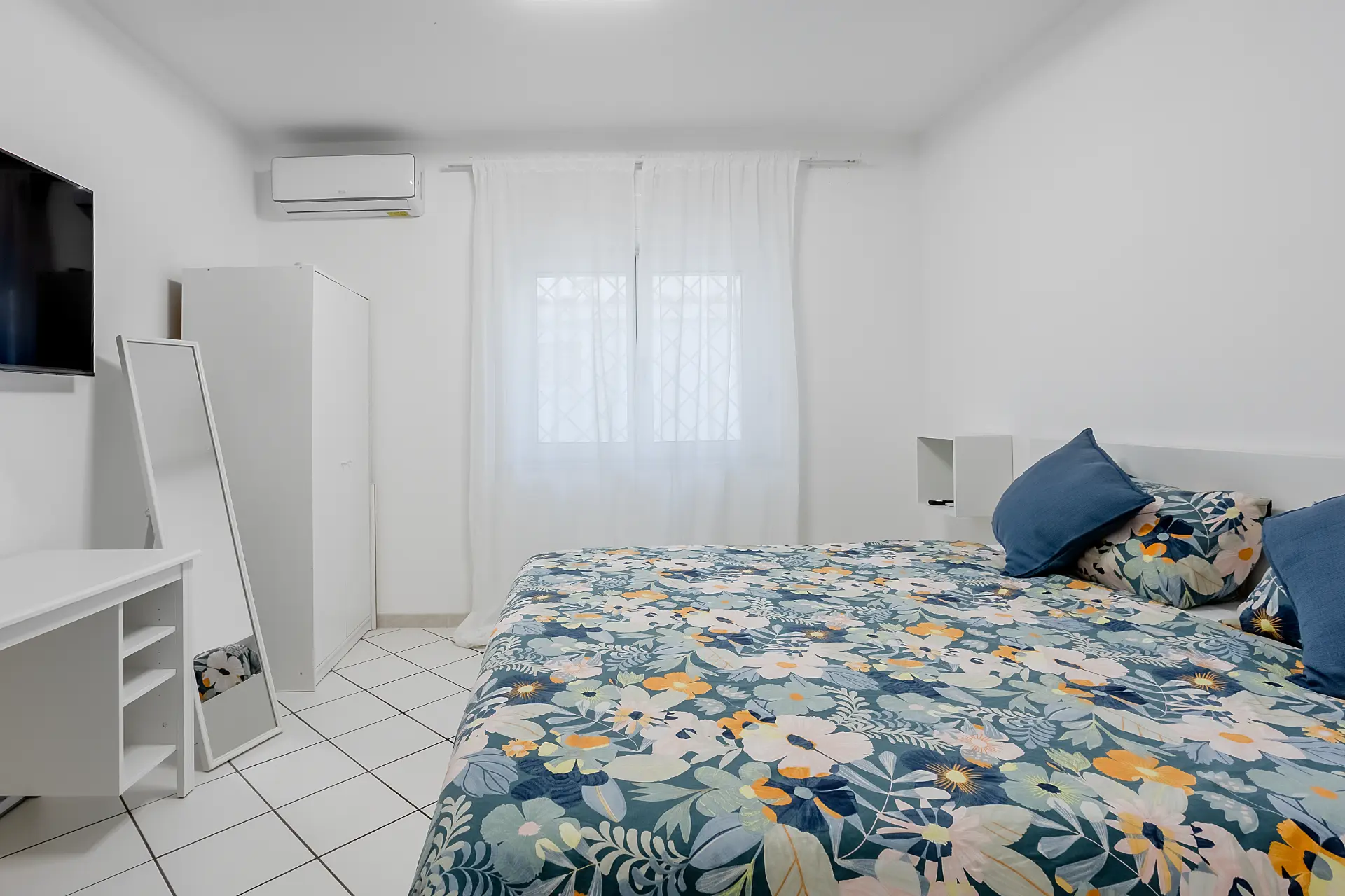 Camera con letto king size